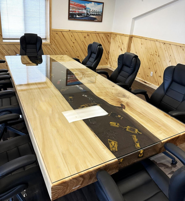 Custom Epoxy Resin Tables: Unique Designs for Modern Living