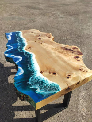Stunning Epoxy Resin Table – Bring Unique Artistry and Functionality to Your Space