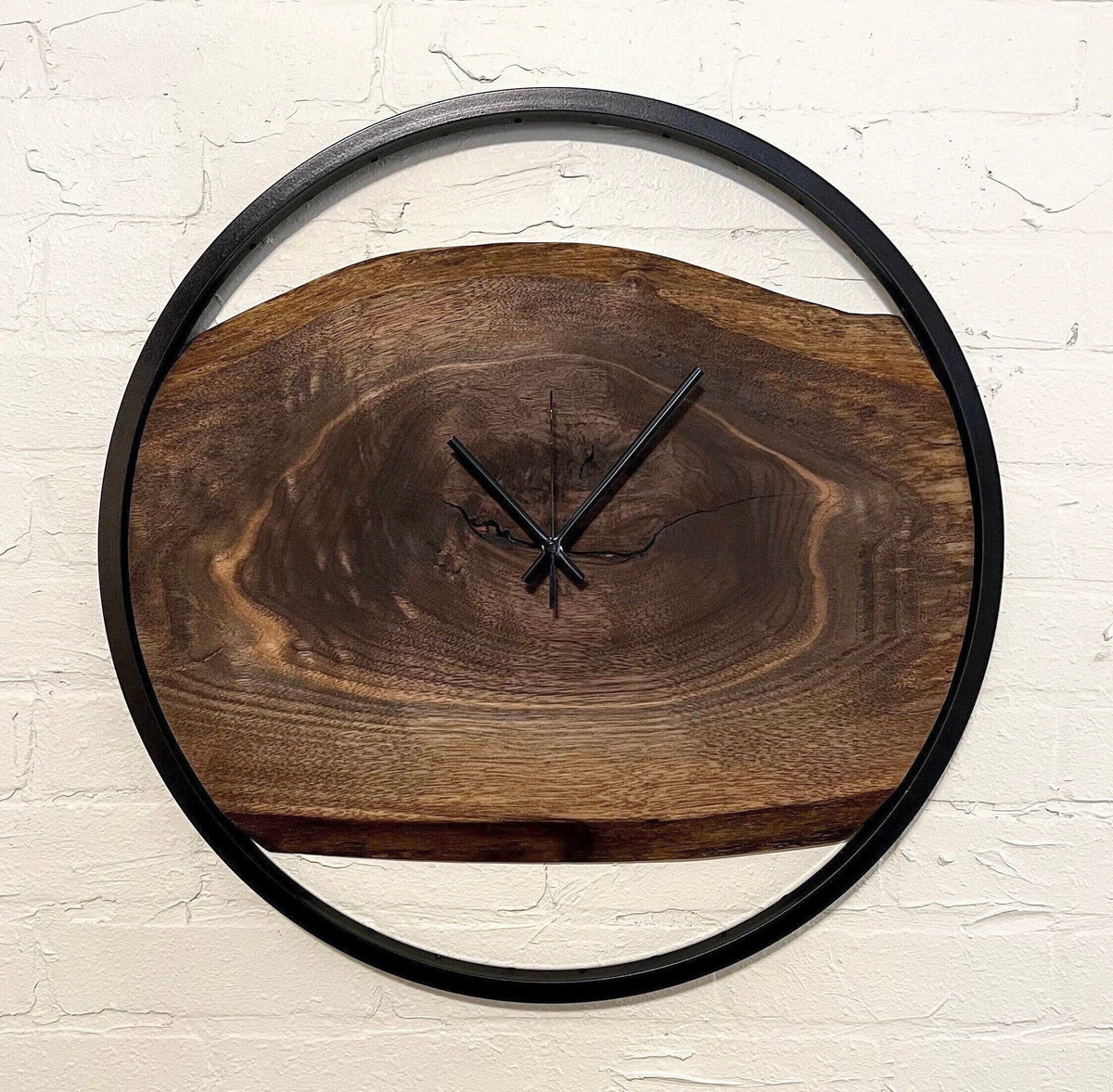 The Timeless Charm of Live Edge Wall Clocks: A Fusion of Nature and Art ...