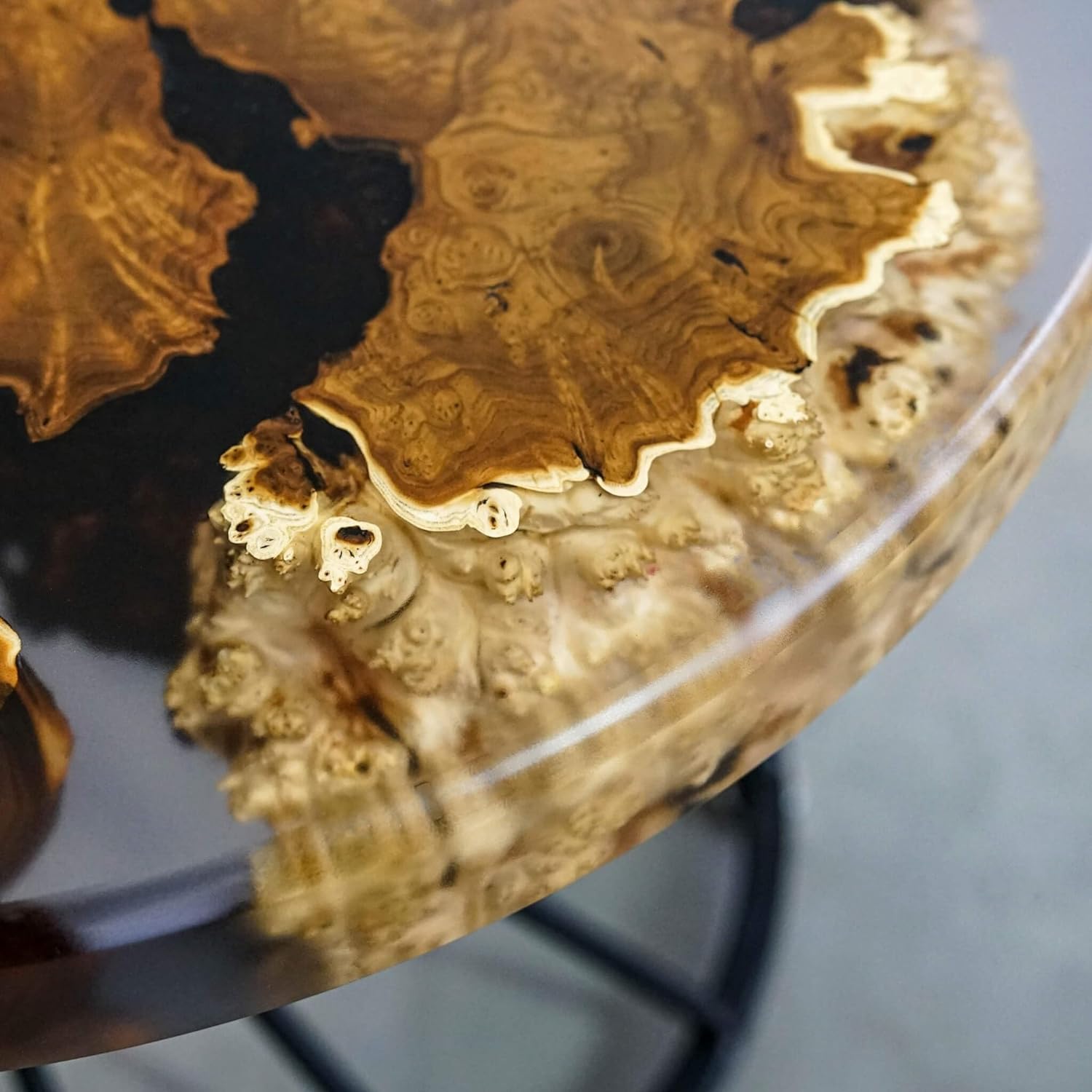 Unique Clear Indoor Epoxy Coffee Table Resin Coffee Table Living Room Table for 2, 4, 6, 8 Side Table End Table Home Décor Epoxy Table Top Conference Table