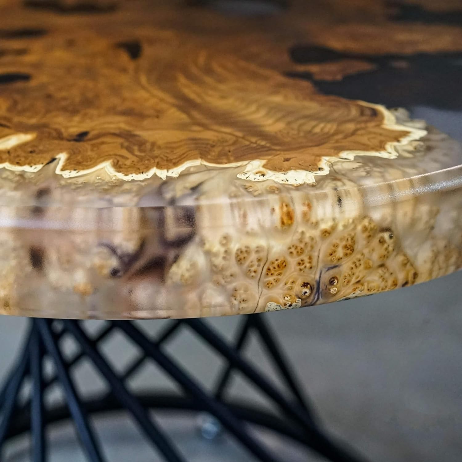 Unique Clear Indoor Epoxy Coffee Table Resin Coffee Table Living Room Table for 2, 4, 6, 8 Side Table End Table Home Décor Epoxy Table Top Conference Table