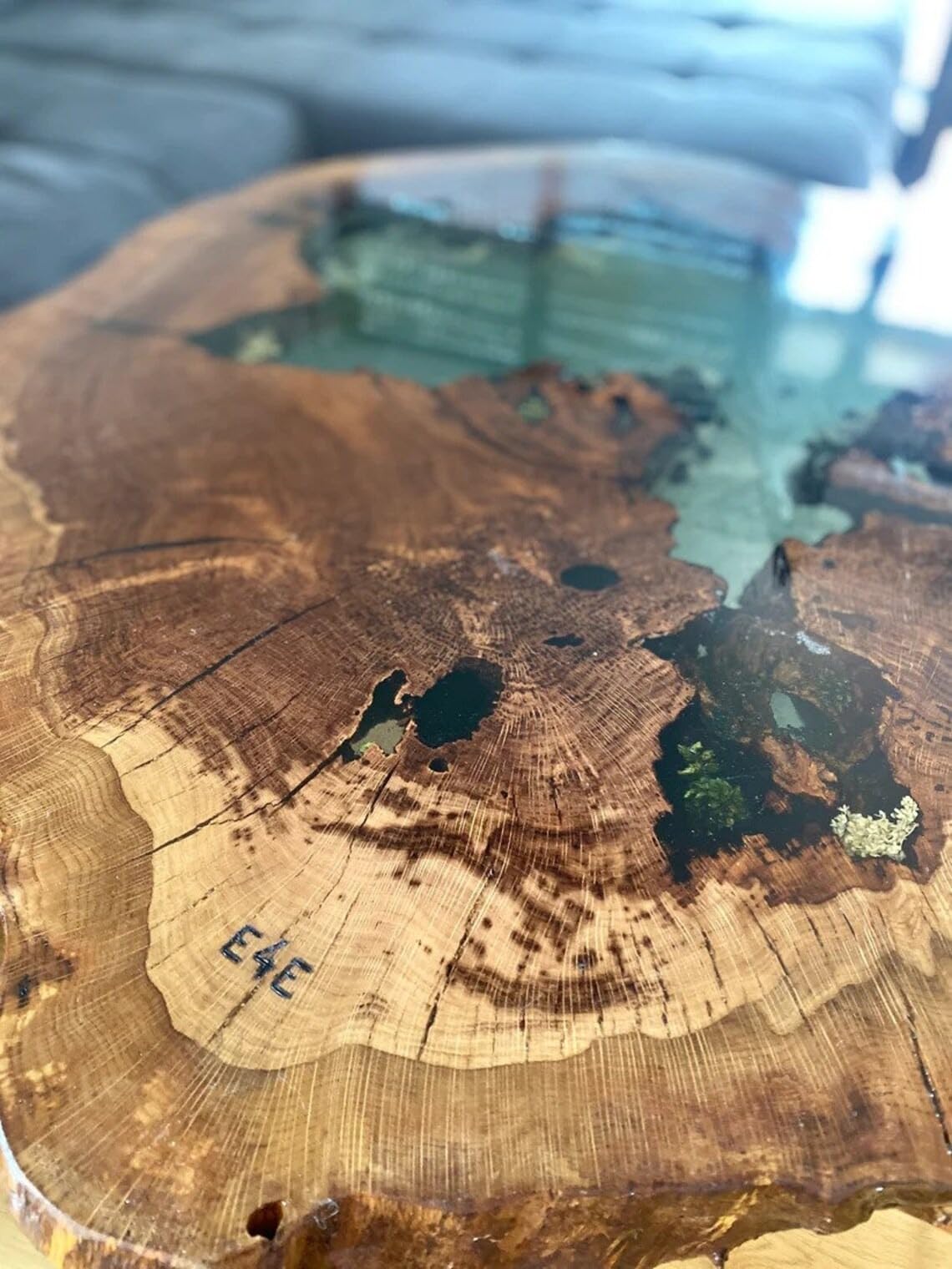 Personalized Natural Wood Epoxy Resin Round Coffee Table Living Room Table Side Table Kitchen Table Centre Table End/Side Table Patio Table Home Decor Wooden Table