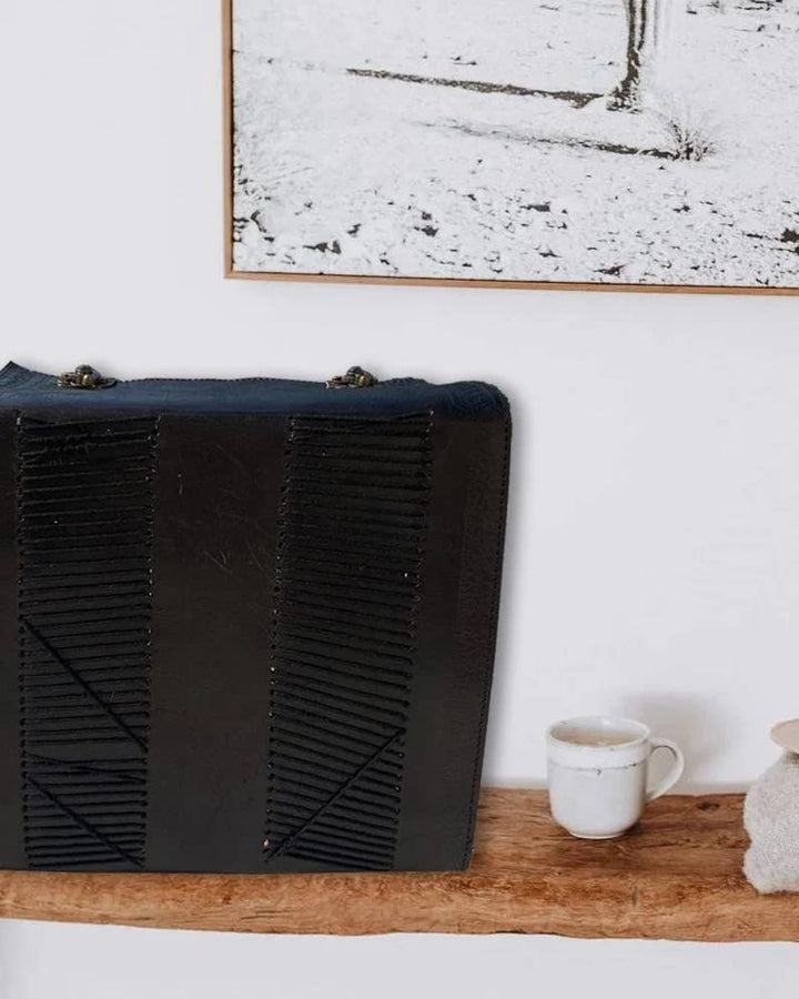 1000 Pages Large Black Pentagram Embossed Leather Journal | Writing Leather Notebook | Leather grimoire Book | Handmade Leather Journal Gift-Tuzech store