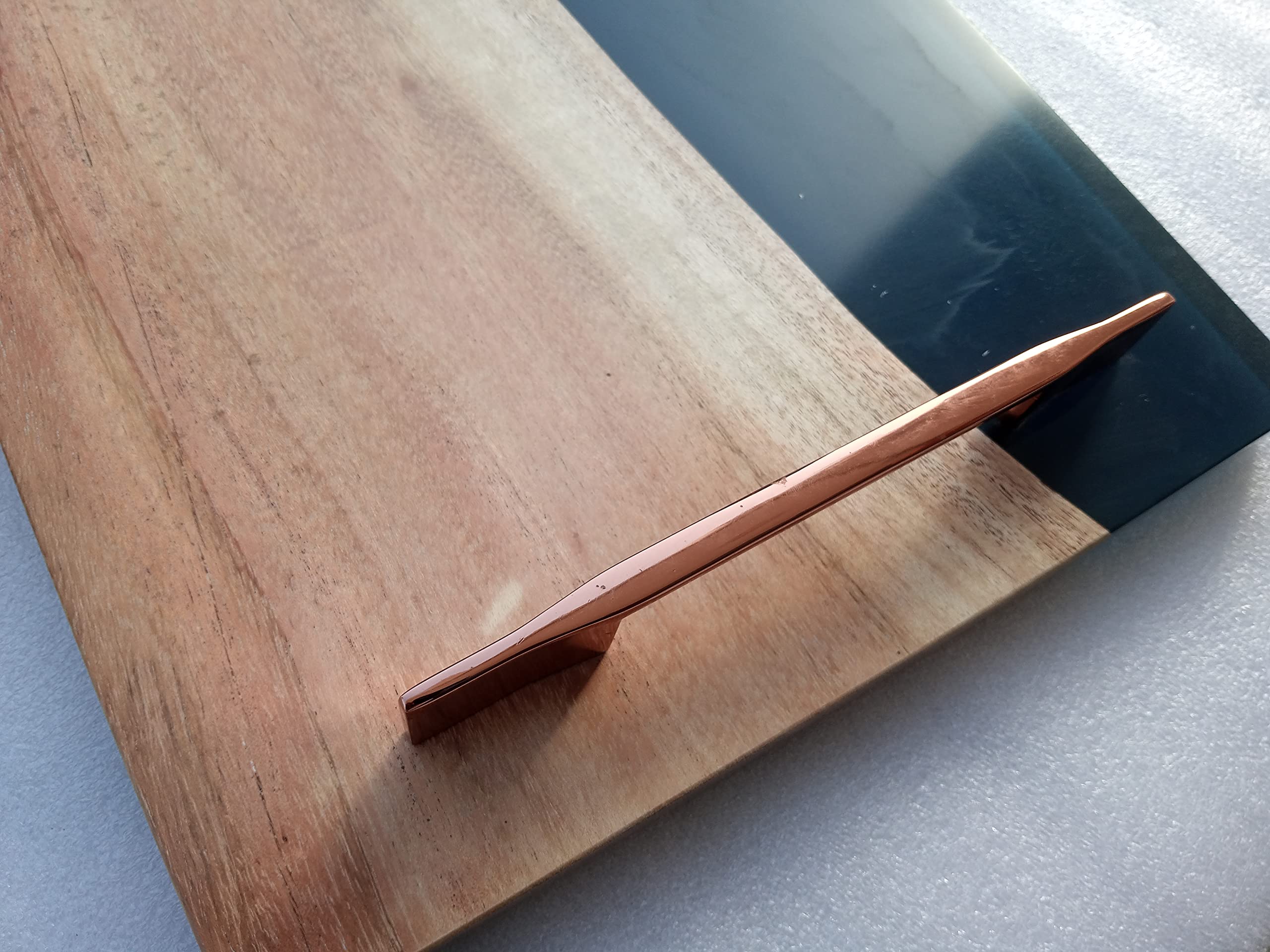 TUZECH Large EPOXY Tray, Resin River Live Edge Wood Tray, Resin Serving Tray, Epoxy Serving Tray, Center Dining Table (Blue)