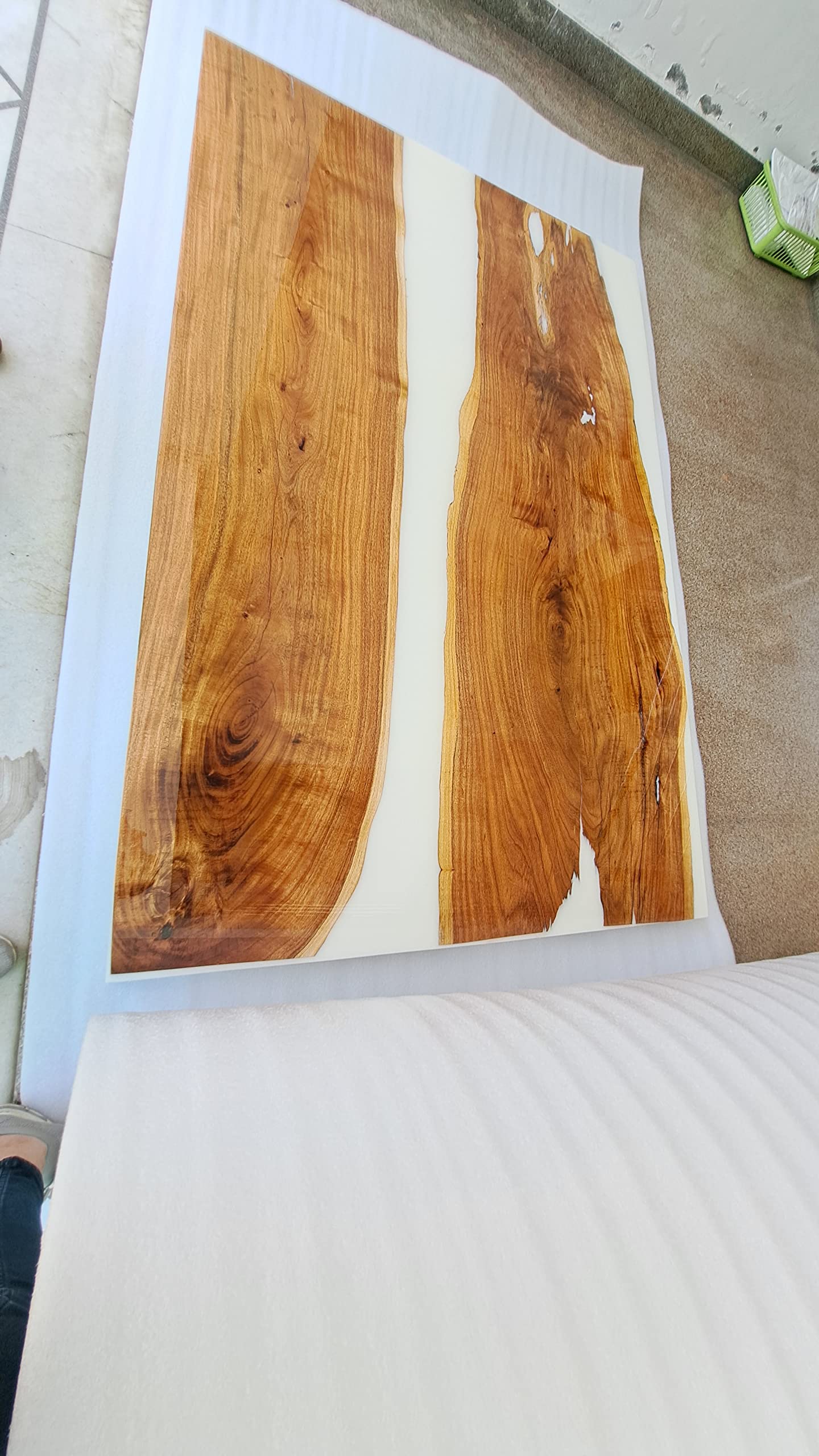 Customized Large Epoxy Table, White Resin Dining Table for 2, 4, 6, 8 Marble Look Table, Epoxy Coffee Table, Living Room Table, Home décor