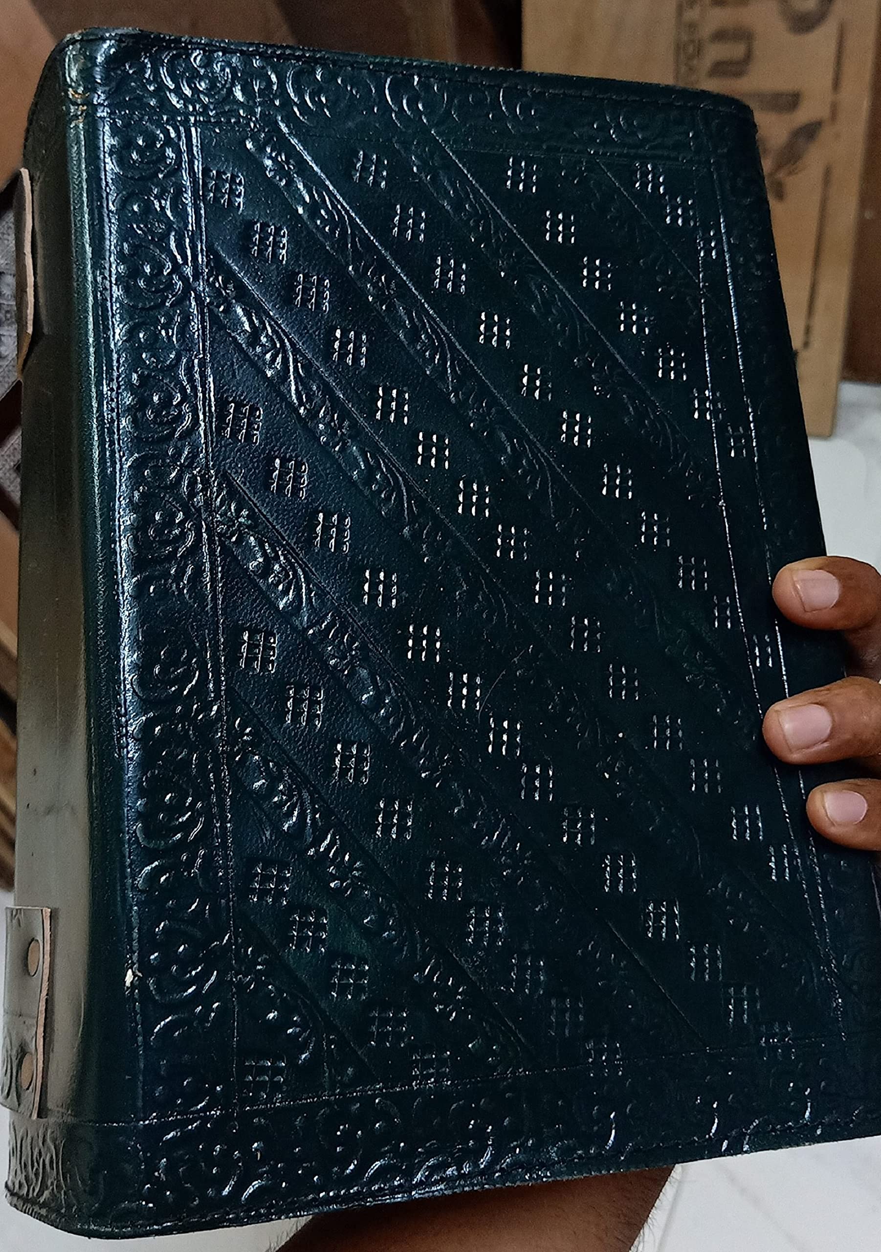 Tuzech 600 pages large tree of life journal | leather journal diary | embossed large tree of life notebook | writing leather notebook | handmade leather journal | leather grimoire | leather sketchbook 7 x 10 Thread Bound-Tuzech store